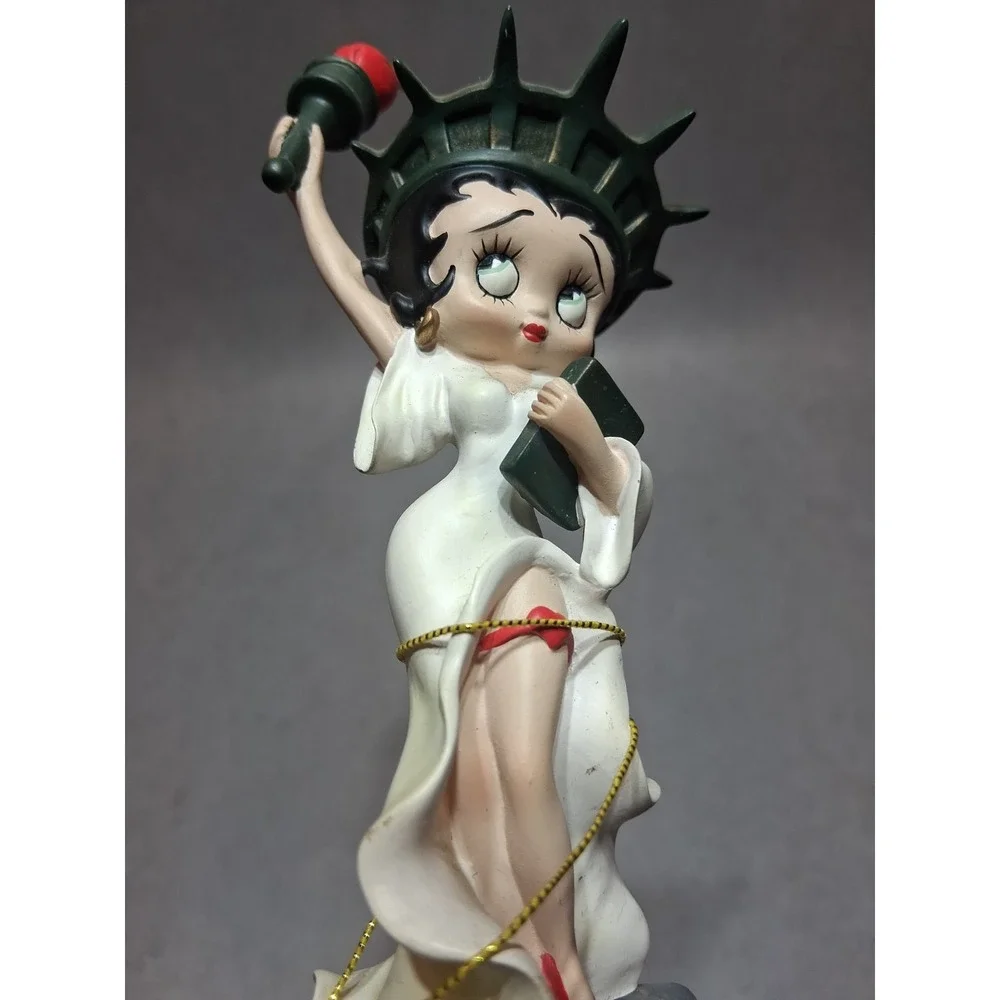 Betty Boop Statue Of Liberty Figurine 6.5